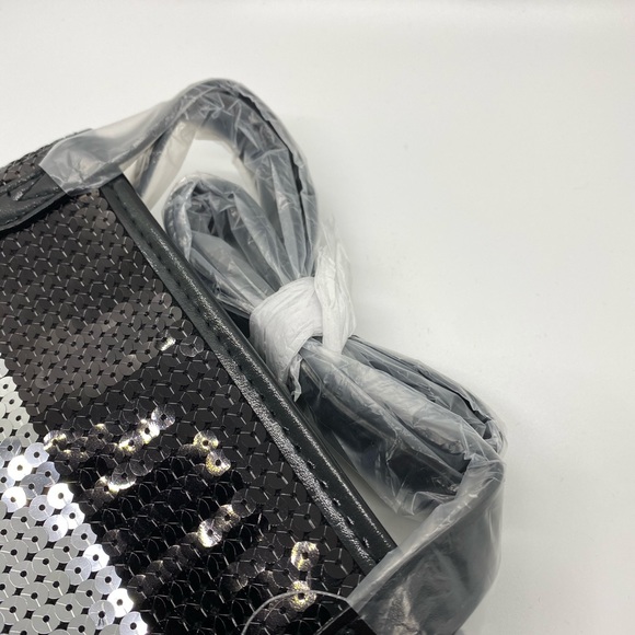 Victoria’s Secret sequins tote - Picture 4 of 7